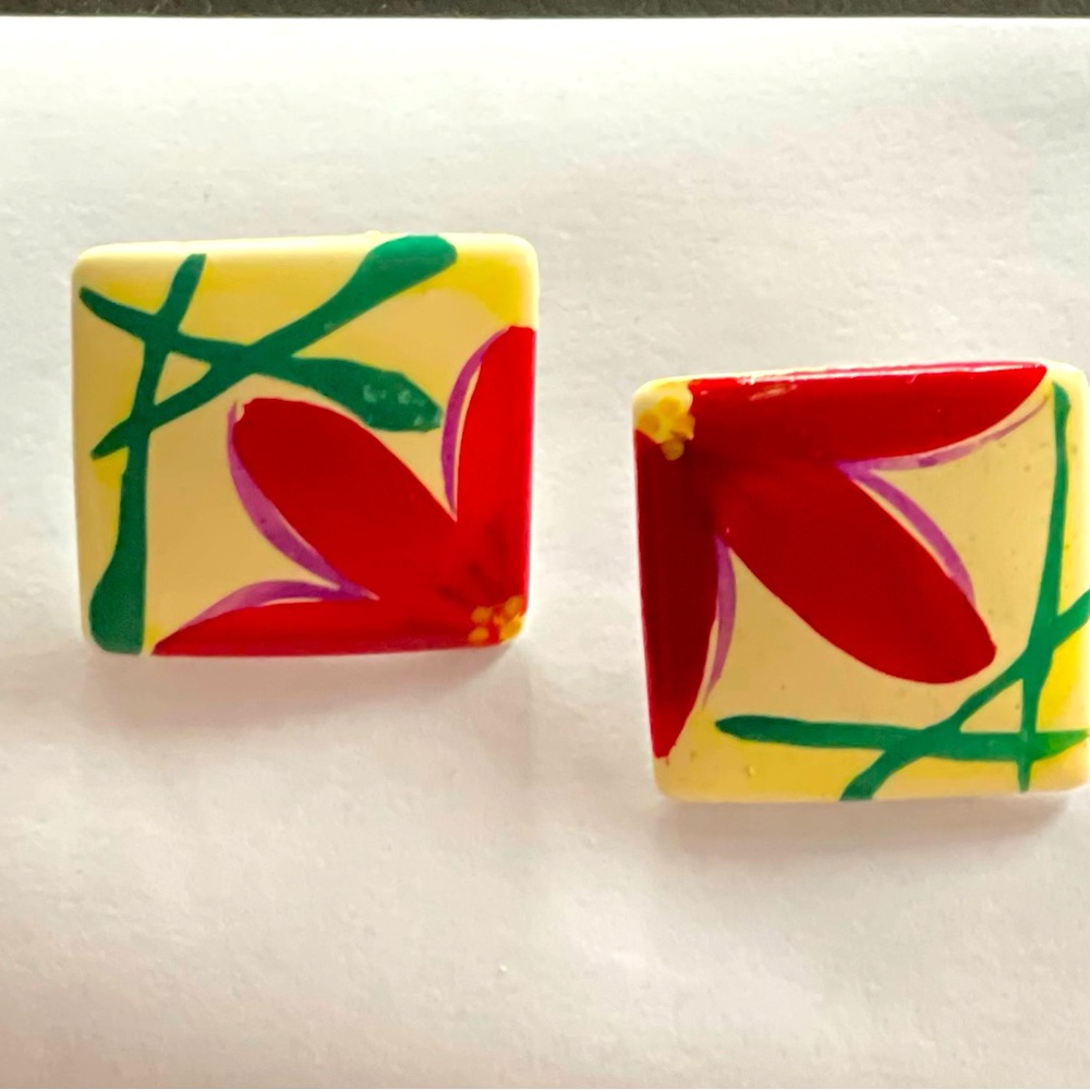 LOVELY CERAMIC HAND PAINTED EARRINGS💐Square with red poppies Pierced stud backs